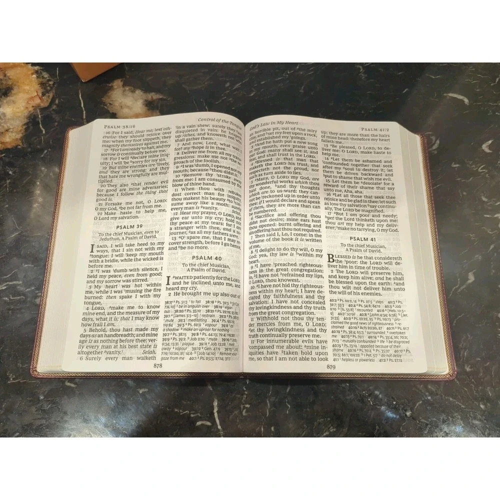 KJV Deluxe Reference Bible Super Giant Print, Burgundy